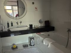 -北京希尔顿逸林酒店