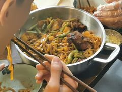 -内蒙焖面大盆骨餐馆(山大路店)
