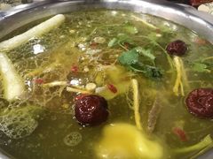 -乙丙丁正宗昭通天麻火腿鸡(总店)