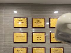 -上海仁爱医院口腔科 · 种植