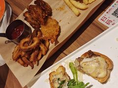 -必胜客(WOW中心城店)