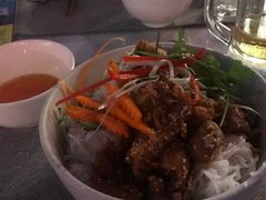 -Lanterns Vietnamese Restaurant