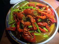 金牌黄焖龙虾去头-红盔甲·小龙虾(天钥桥店)