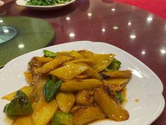 地三鲜-长城东北菜(新港西路店)