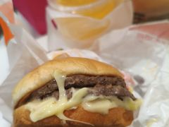 -麦当劳(宝山大厦店)