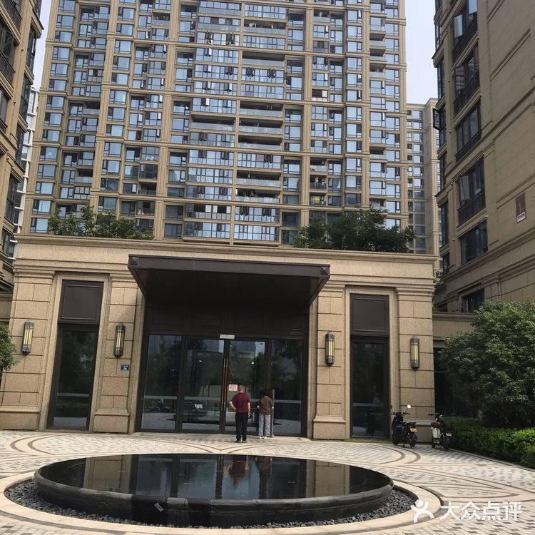 九龙仓珑玺