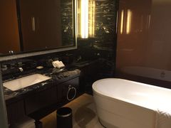 -中山利和希尔顿酒店