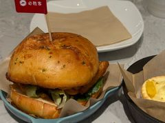 -必胜客(东部星悦天地店)