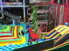 -蒙特利亲子乐园