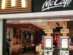 门面-麦当劳(汉口火车站候车室店)