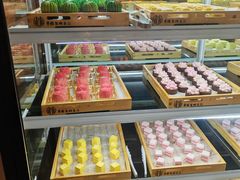 -黑金·寻焰自助百汇·烤肉·火锅(中街店)