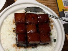 红烧肉焖饭-新白鹿餐厅(银泰西湖文化广场店)