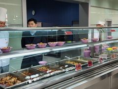 面包甜点陈列柜-清华大学-观畴园餐厅
