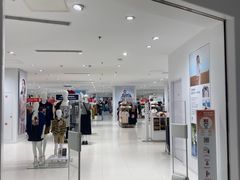 -优衣库(重庆星光时代广场店)
