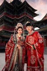 -雪中彩影婚纱摄影·微光艺术中心