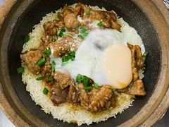 窝蛋牛肉煲仔饭-红星光发煲仔饭(大石街店)