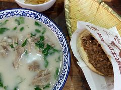 牛肉烧饼（多肉）-穆得·老周家牛肉烧饼(普利街店)
