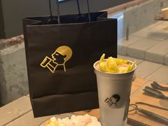 -喜茶(深圳万象城黑金店)