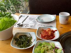 -唯成•韩国炭火烤肉 유성고기