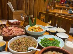 -老滇山寨•云南特色菜•地方菜•民族风情歌舞表演(金碧店)