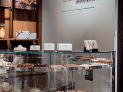 面包甜点陈列柜-Laderach 莱德拉(上海环贸iapm店)