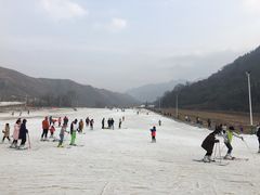 -鳌山滑雪度假区