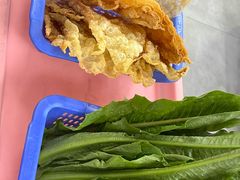 炸腐竹-花苑美食横琴生蚝火锅(拱北粤华路店)