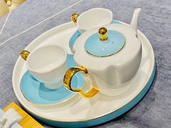 白色浪漫玫瑰茶-燕庭·纯燕窝·甜品下午茶(南京西路店)