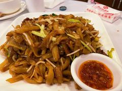 牛肉炒河粉-朱仔记食府(江南大道店)