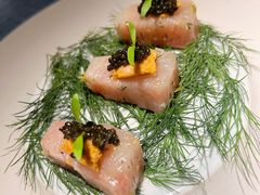 金枪鱼色拉-弦月窗LUNETTE BY AMANDA(复兴路店)