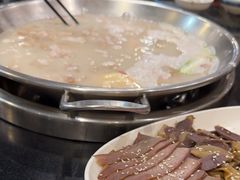 -老来福·非遗酸汤兔(凯旋路店)
