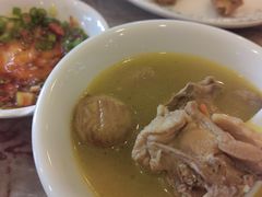 -鲁朗纳麦石锅鸡庄园