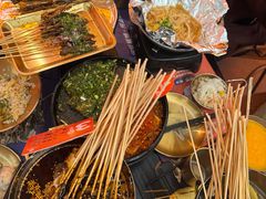 -何师烧烤Pro ·江湖川菜·小龙虾·精酿(太古里旗舰店)