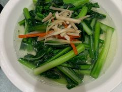 -龙悦湾酒家·八阵鱼生·渔人码头店