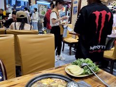 -菌之家·专业纯野生菌火锅·特色炒菌