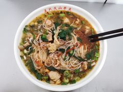 -文山荷鲜居(翠湖店)