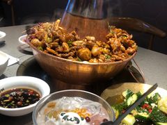 -老佛爷铜炉蛙锅(东门老街店)