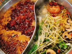 -岗上渣渣老火锅(两路口店)