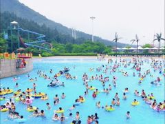 -汤山欢乐水世界