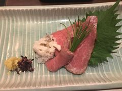 肥牛刺身佐牛肚刺身-飞驒牛 烤肉 马食一代(銀座店)