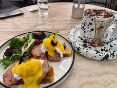 -玲婧胡同·生日蛋糕·餐厅(嘉里城店)