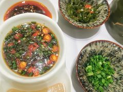 -红鼎豆捞·非遗鲍皇汤火锅(宝丰路店)