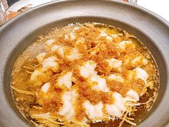 金菇蒜香脆脆虾-老湘亲·品鉴湘菜(蔡塘爱琴海店)