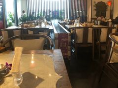 大堂-尚尚仙·酸汤猪手·猪肚鸡火锅(华联万柳购物中心店)