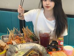 -牛串门串串香(东直门簋街总店)