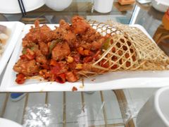 竹篓飘香鸡-绿色时代大酒店