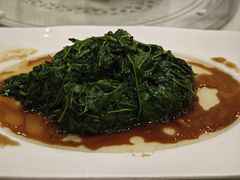 -梅龙镇酒家(南京西路总店)
