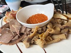 -老来福·非遗酸汤兔(凯旋路店)