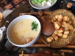 -云海肴·汽锅鸡·云南菜(天山百盛优客店)