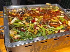-琥珀老六龙虾(四里河店)